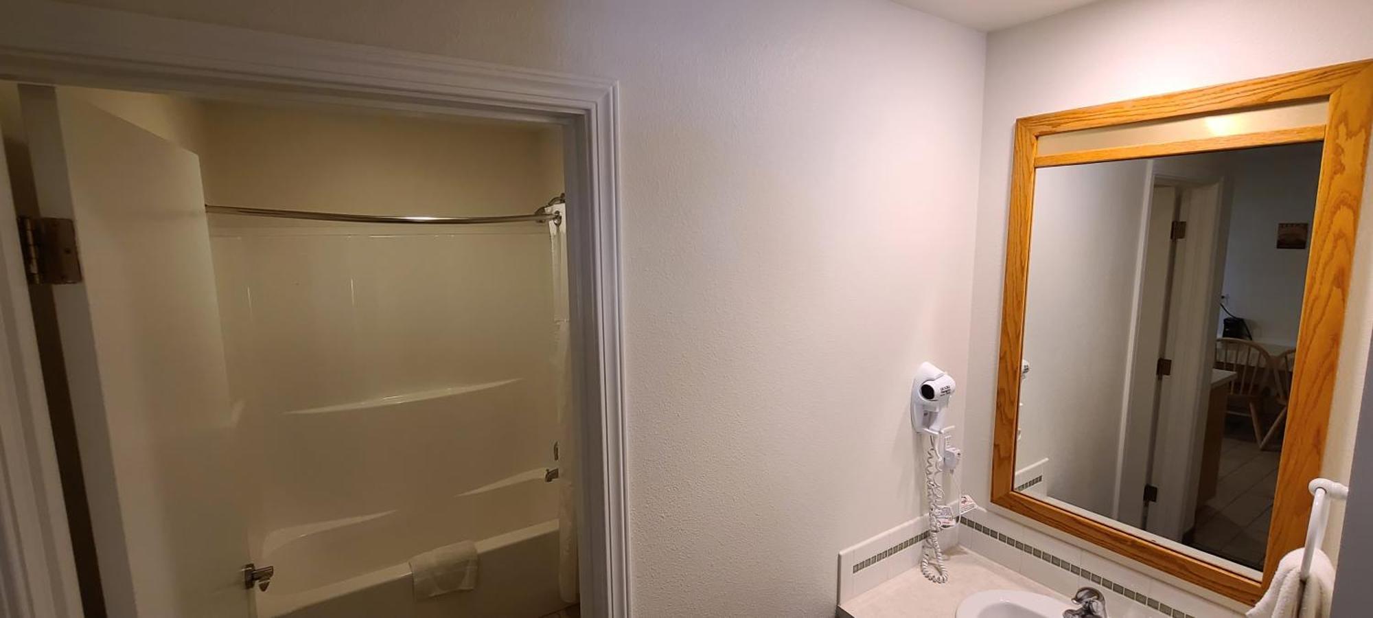 Ocean Breeze Motel Флоренс Экстерьер фото